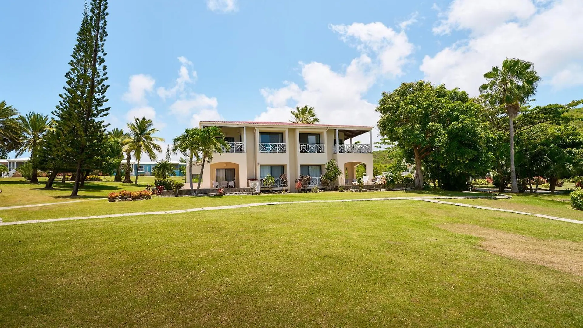 ****  Mount Nevis Hotel セントクリストファー・ネイビス