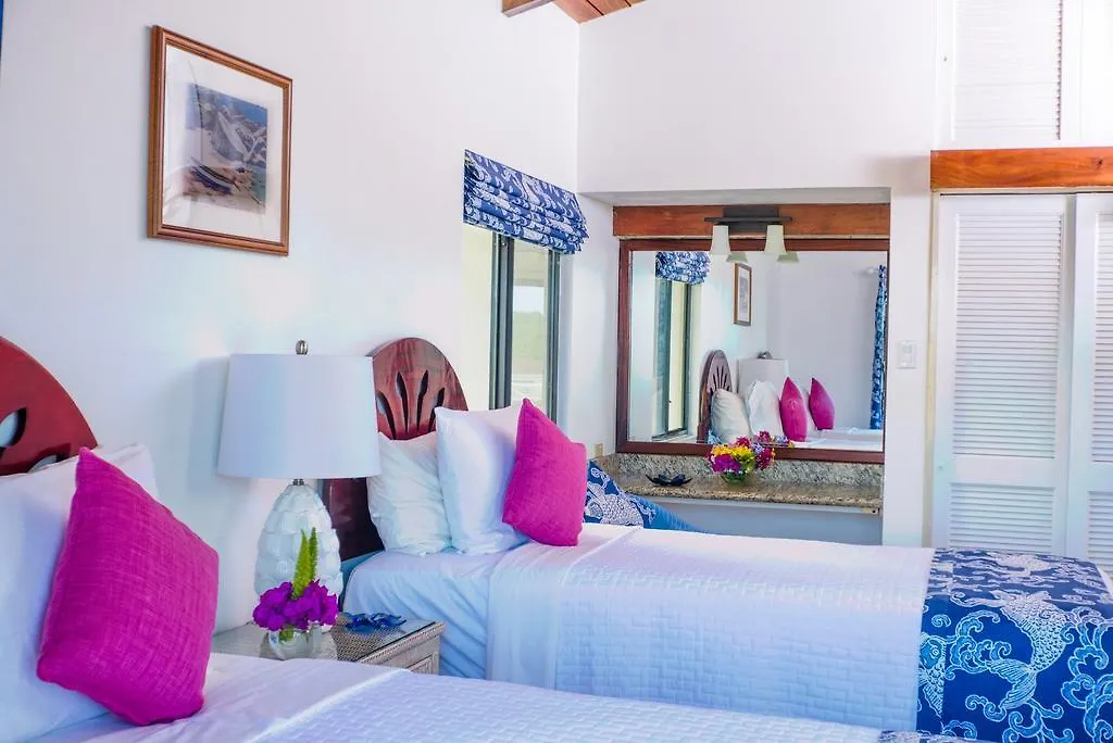 Mount Nevis Hotel 4*,  セントクリストファー・ネイビス