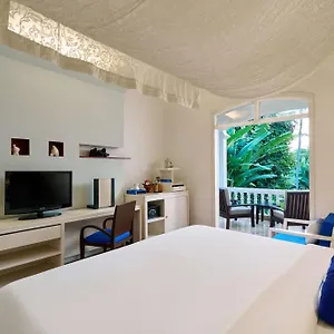 https://maison-souvannaphoum.hotelsluangprabang.com